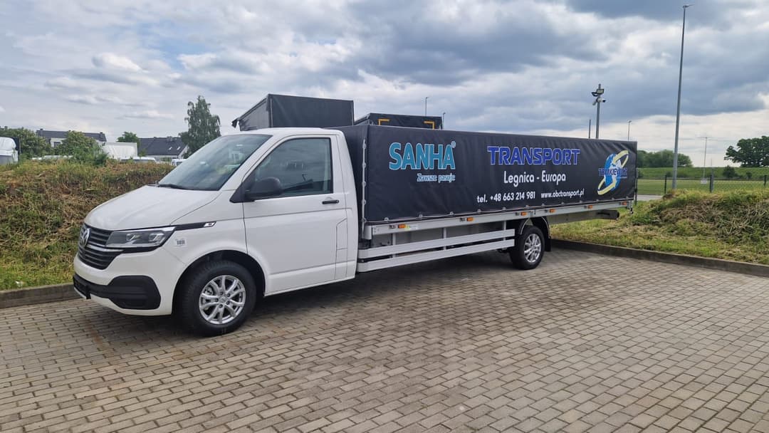 VW Transporter z 6-metrową zabudową juzjade