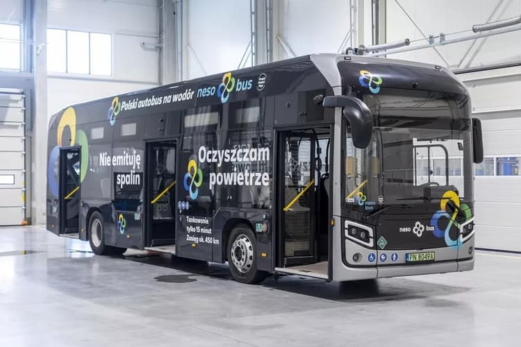nesobus autobus na wodór koszt przejechania 100 km