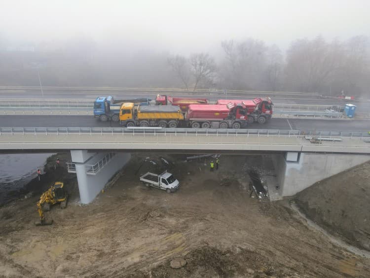 Ile razy wjeżdżałeś na most i zastanawiałeś się czy wytrzyma 0