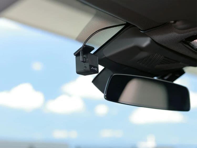 Mio mivue J20 tani wideorejestrator z WiFi