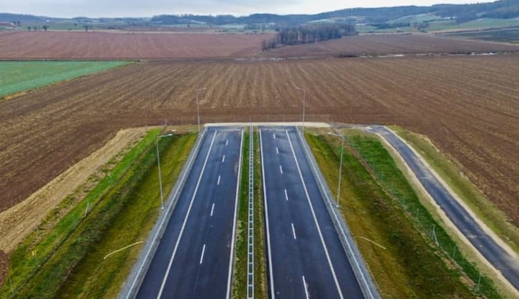 Historia jednego zdjęcia S3 - droga, która kończy się w polu