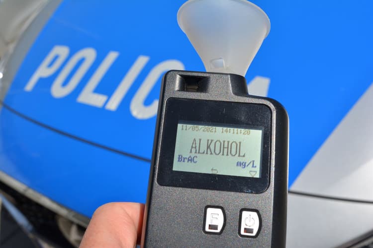 6b986388a6c53fbb206a6b5e69bb30ca4fae9464-large