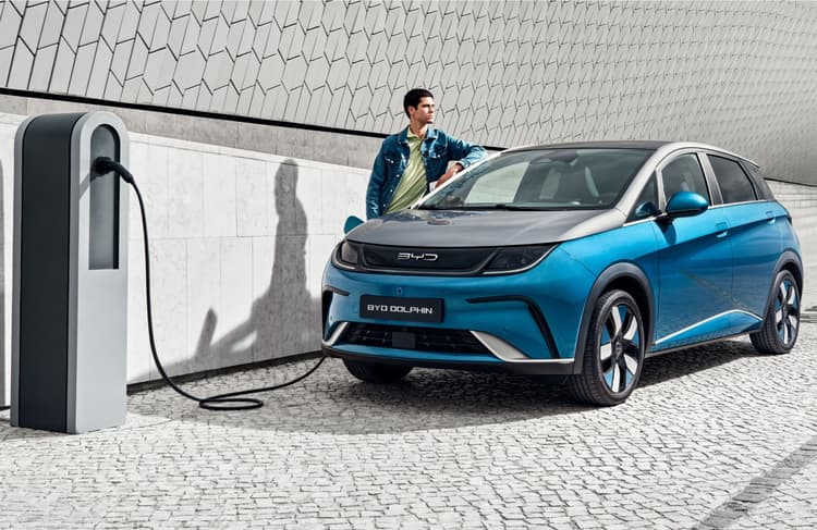 Ładowanie elektryka do pełna w 5 minut Chiński BYD już potrafi