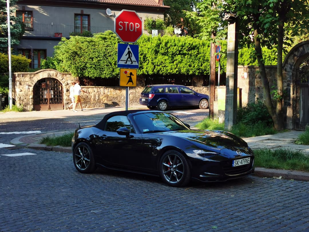 znak stop zatrzymanie