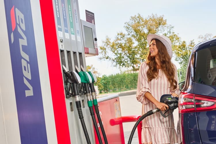 Rabat promocja na paliwo na stacjach Orlen Ten trik pozwala płacić mniej