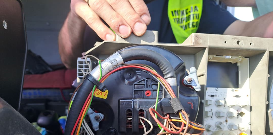 manipulowal_tachografem_001