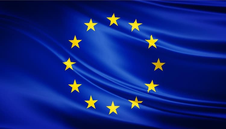 UE ugina się w kwestii emisji CO2 przez samochody