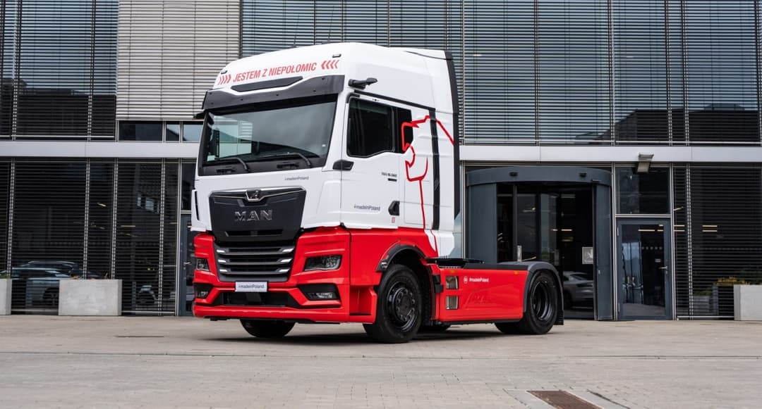 MAN promuje Polskę i nowego TGX 18.560 - made in Poland (1)